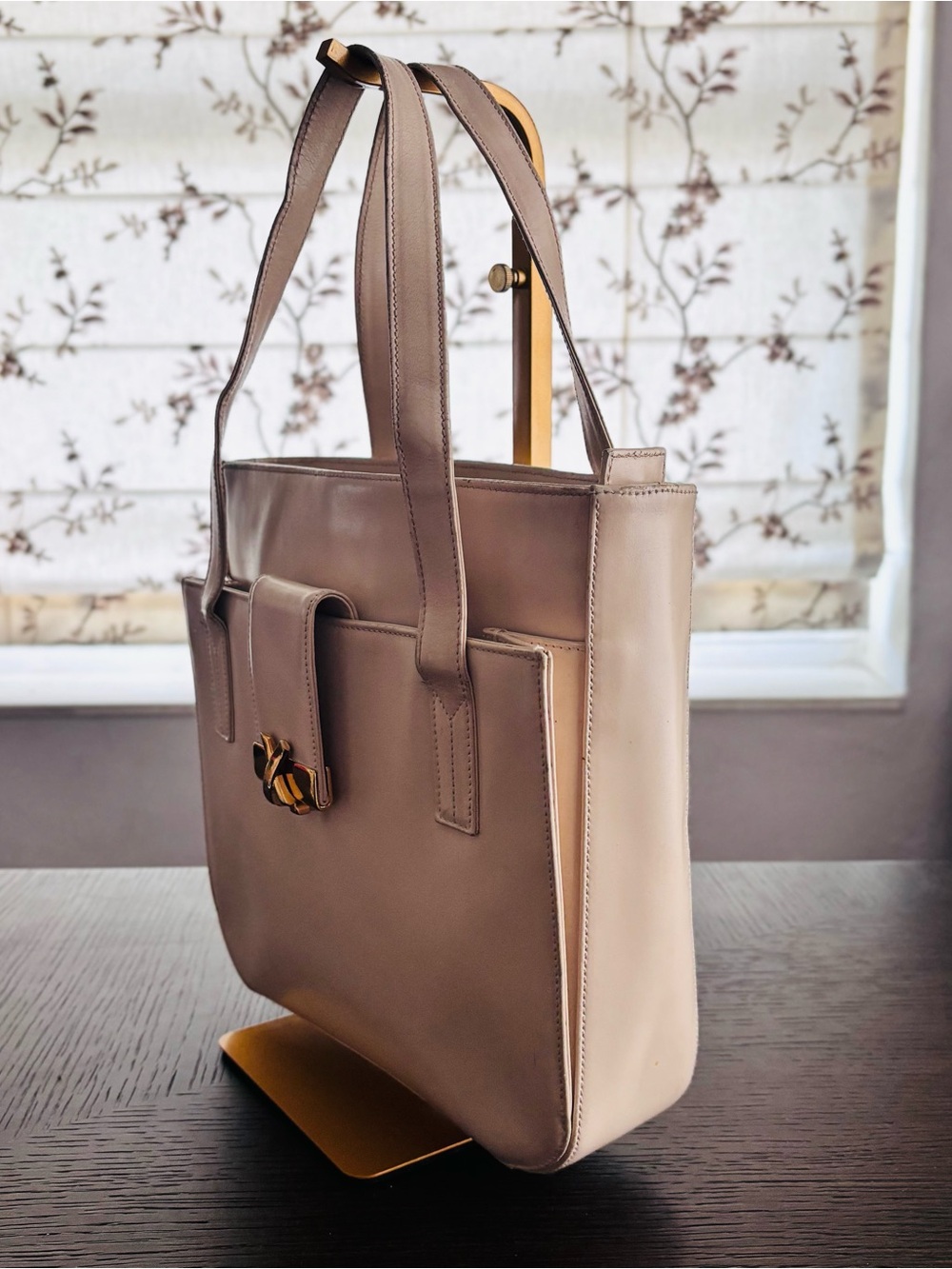 🤍 Paloma Picasso Cream Leather Mini Tote 🤍 - Picture 8 of 16